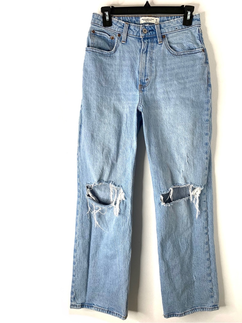 Abercrombie & Fitch 90s Relaxed Curve Love High Rise Distressed Light Wash Jeans